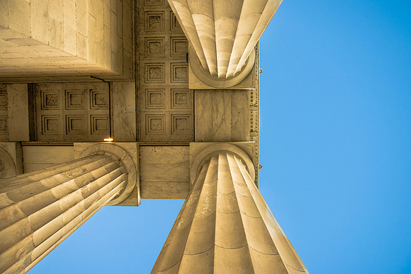 Lincoln Memorial Corner